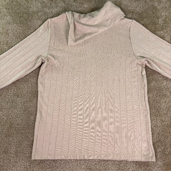 Rafaella Women's Ribbed Cowl Neck Top Wheat with Gold Button Size XS NWT E996 - Picture 6 of 9